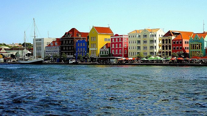 Curacao Erfahrungen: Willemstad und seine bunten Häuser
