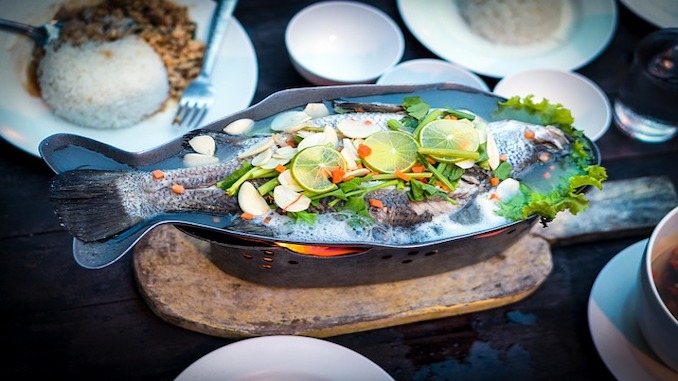 Thailand Urlaub Erfahrungen Fischgericht